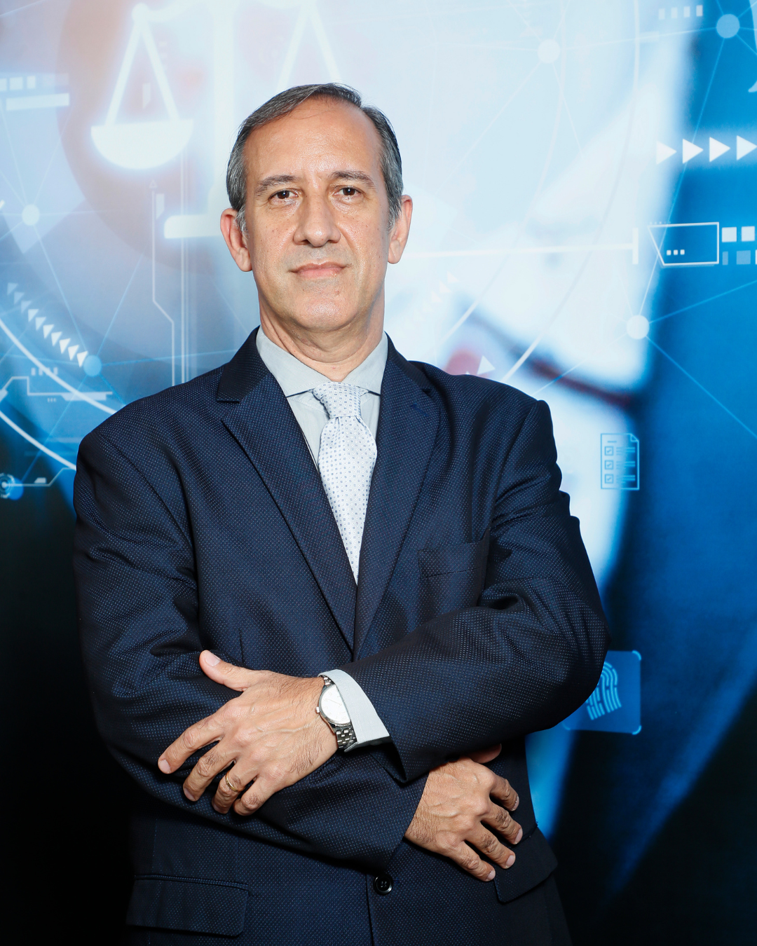 Dr. Luis Cesar Vieira da Silva, advogado